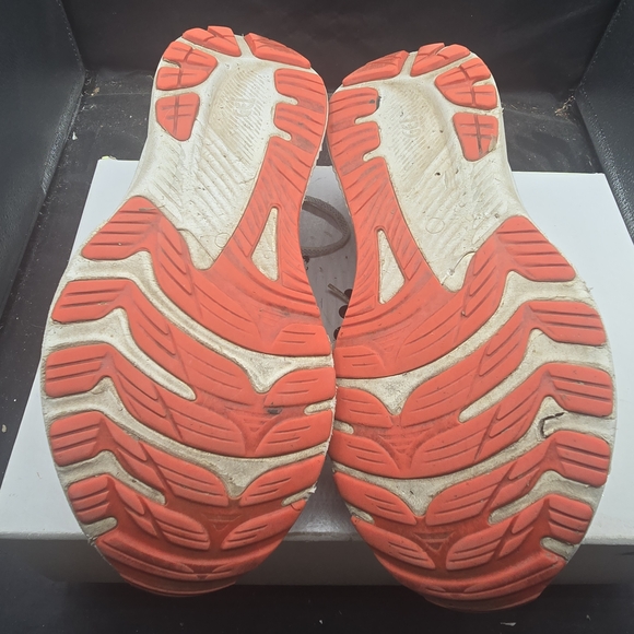 Asics Gray Athletic Shoes with Red Soles - Picture 7 of 7